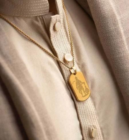 Golden Spiritual Pendant – Hanuman Chalisa Locket with Chain